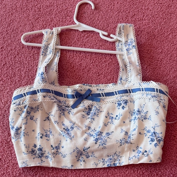Altar'd State Tops - Floral Blue and White Crop Top